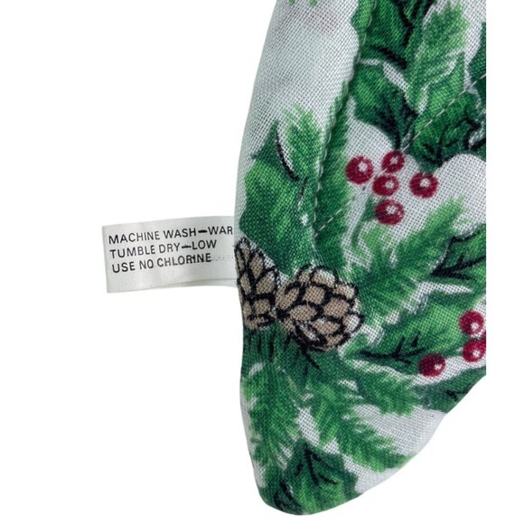 Vintage Christmas Themed Holiday Set of 5 Oven Mitts Pot Holders & Placemat - Picture 13 of 16